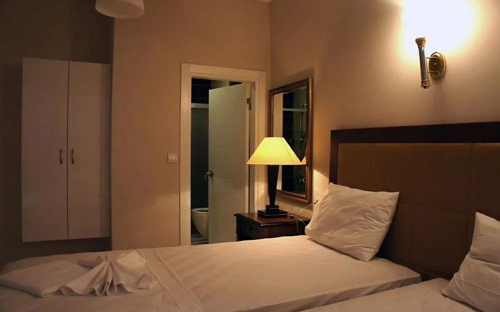 Academia Hotel Istanbul 2*,
